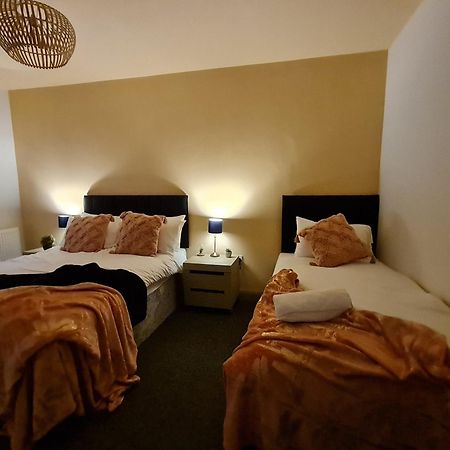 4 Bedroom Luxury House. Bike Park Wales. Secure Bike Store. Brecon Beacons Dowlais Exteriör bild