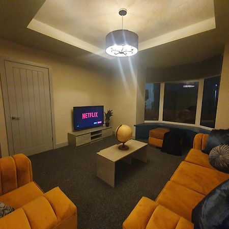 4 Bedroom Luxury House. Bike Park Wales. Secure Bike Store. Brecon Beacons Dowlais Exteriör bild