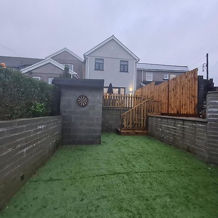4 Bedroom Luxury House. Bike Park Wales. Secure Bike Store. Brecon Beacons Dowlais Exteriör bild