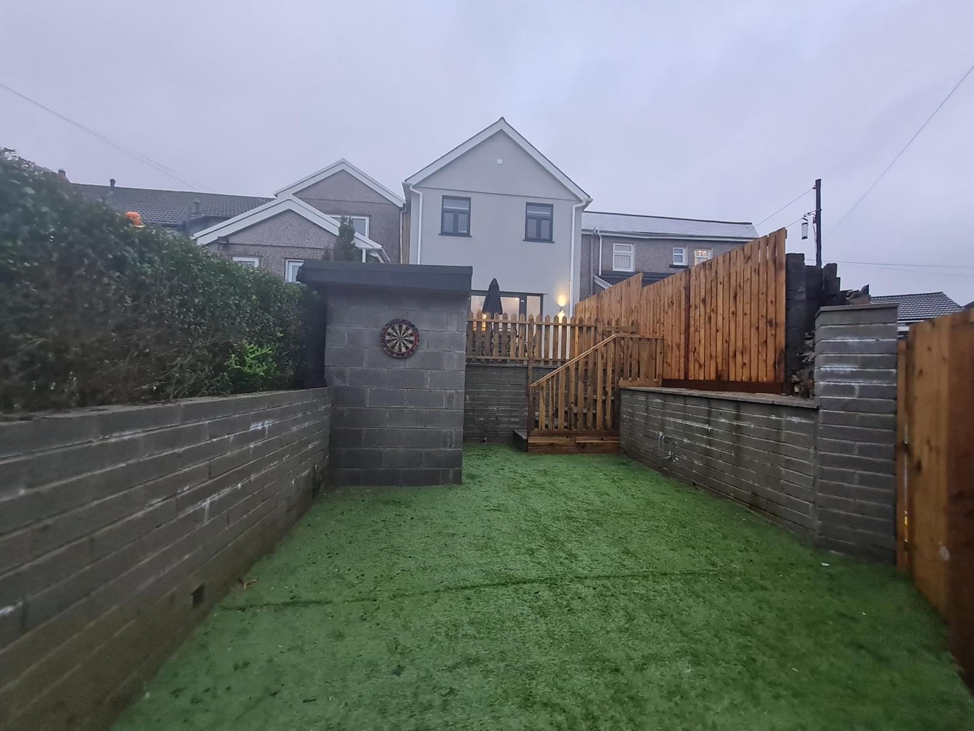 4 Bedroom Luxury House. Bike Park Wales. Secure Bike Store. Brecon Beacons Dowlais Exteriör bild