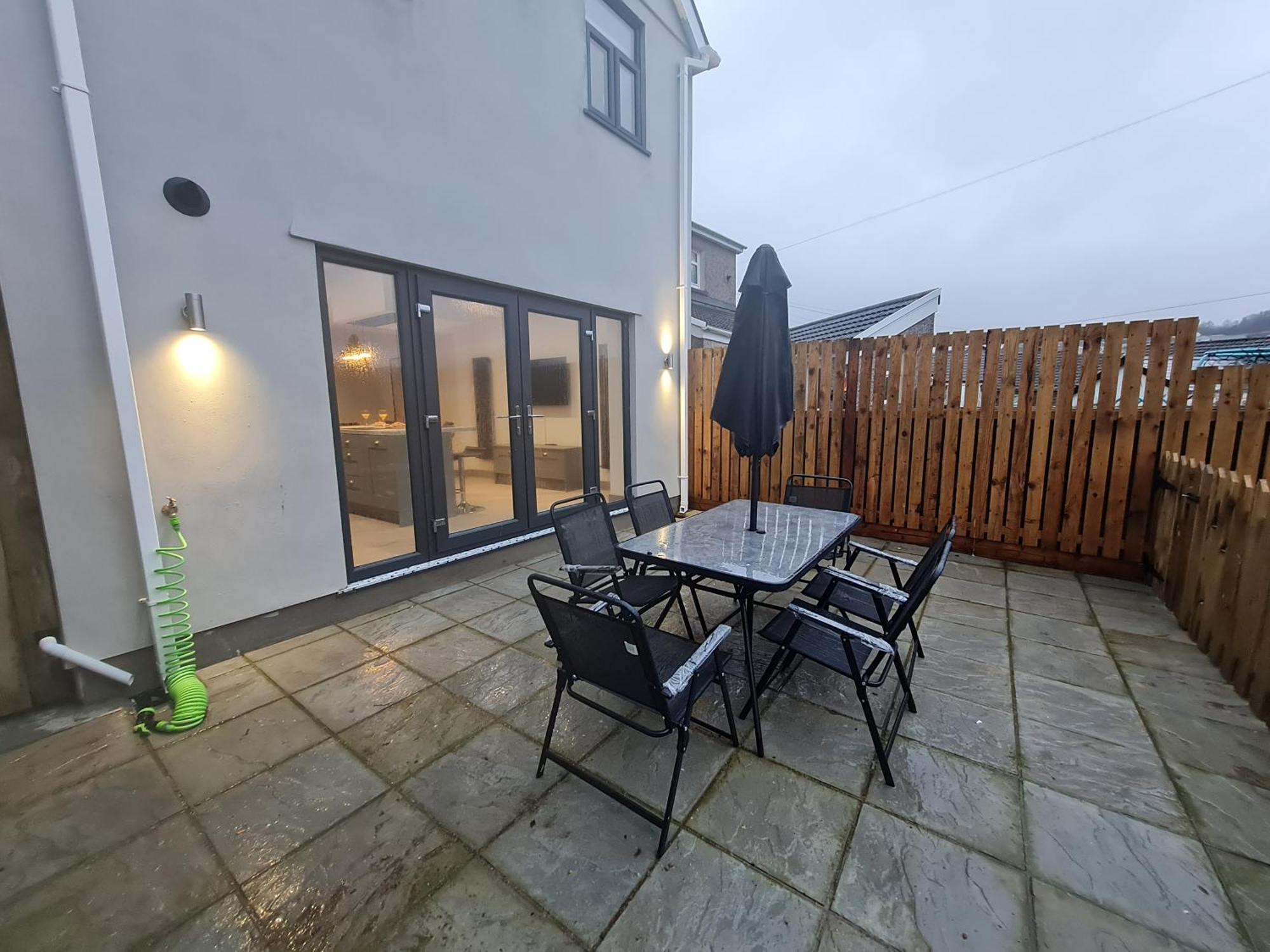 4 Bedroom Luxury House. Bike Park Wales. Secure Bike Store. Brecon Beacons Dowlais Exteriör bild